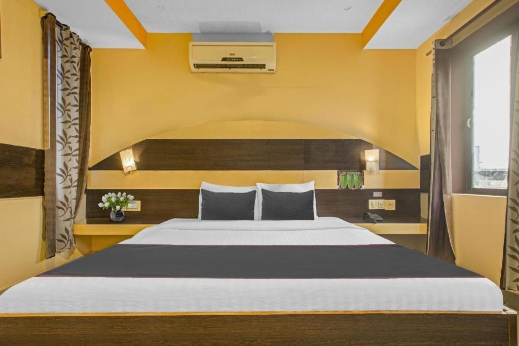Hotel Mgr 퐁디셰리 외부 사진